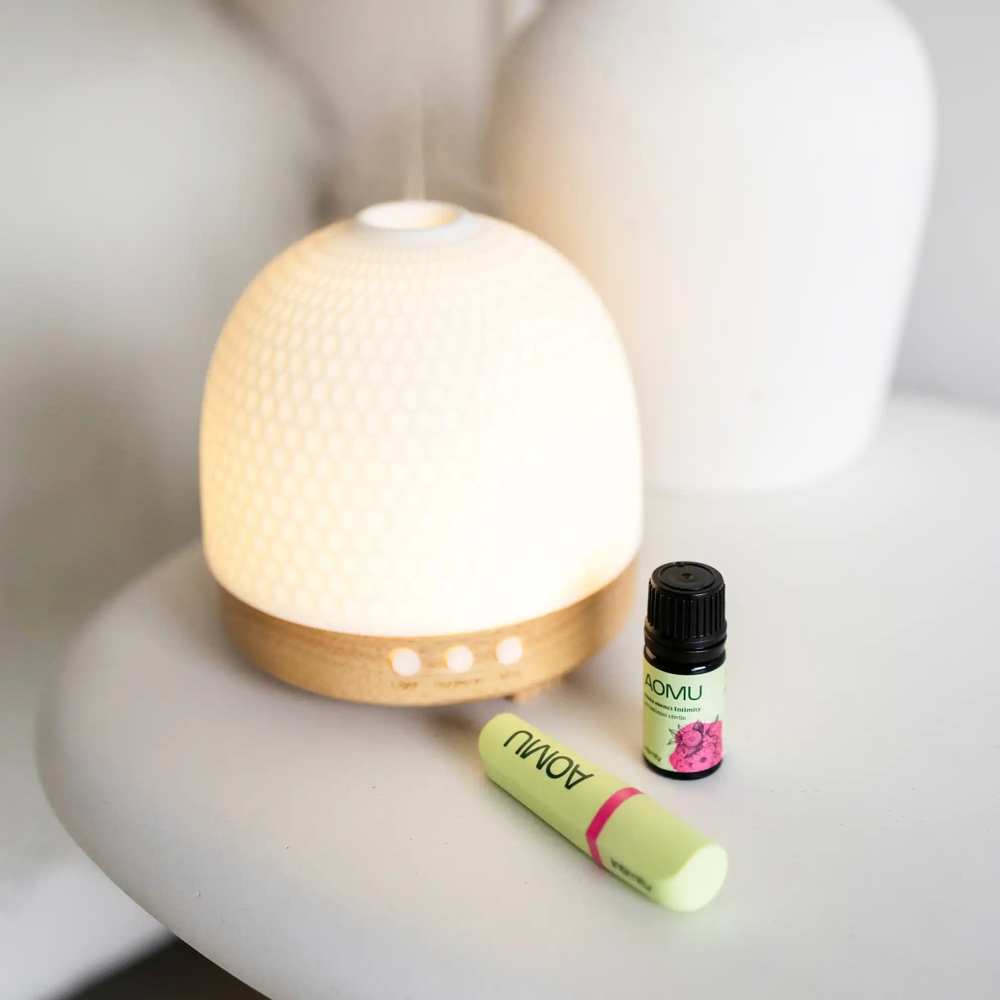 Intimity Rituál Home – set inhalační tyčinky & směsi olejů & aroma difuzér pro povzbuzení touhy